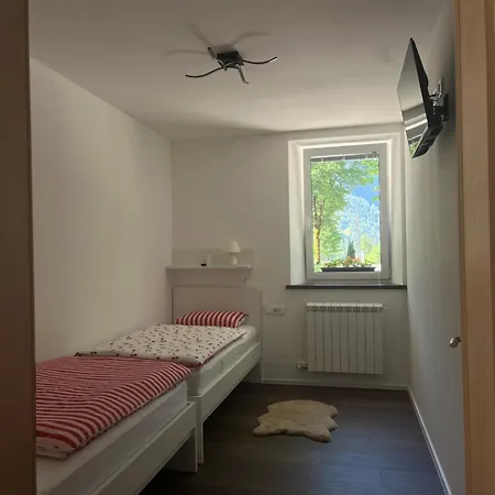 Lägenhet Apartma 35